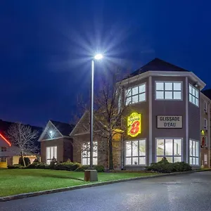 Hotel Super 8 By Wyndham, Québec